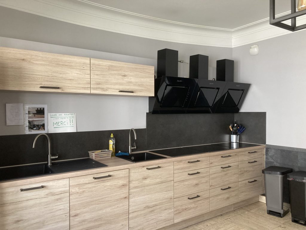Dudhome Kitchens