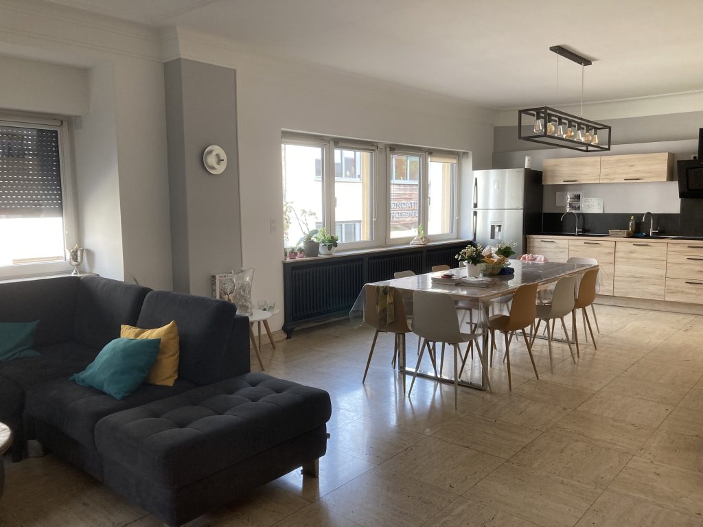 Dudhome Kitchens