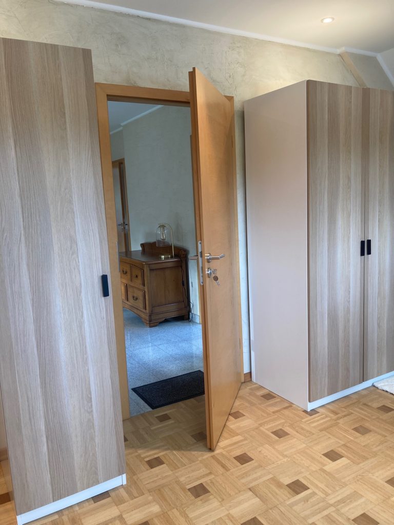 Leudelange, Room 5